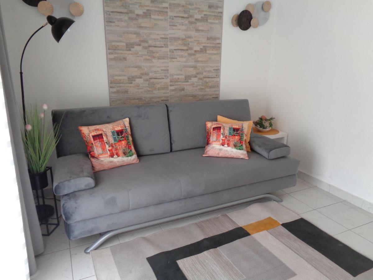 Apartments Miki 2 Novalja Eksteriør billede